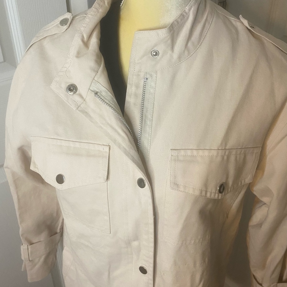 Women's Cream Jacket - Picture 2 of 6